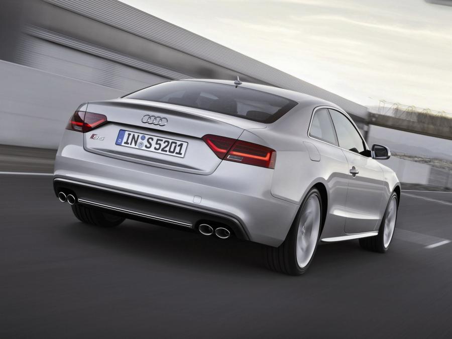  Audi S5 Coupe 2011 года  (WW) (фото 13 из 21)
